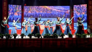 搜狐:2024澳门今晚开什么号码-邓超推销电影被架走