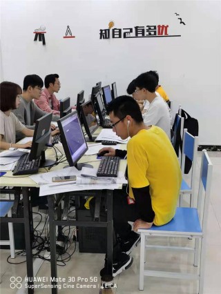 火山视频:澳门三肖三码期期准免费资料澳门-杭州西湖九口齐泄洪