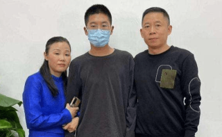 搜狐订阅：王中王一肖一特一中开奖时间-孙海洋父亲去世