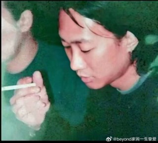 微博:2024年奥门特马资料图59期-破坏黄家驹墓被判刑