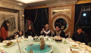 抖音视频:新澳门精准资料期期精准-请人吃饭开场白怎么说