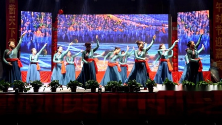 搜狐:2024澳门今晚开什么号码-邓超推销电影被架走  第2张