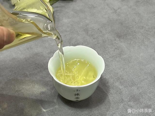 抖音视频:新奥门资料大全正版资料2024-头加一笔是什么字  第3张