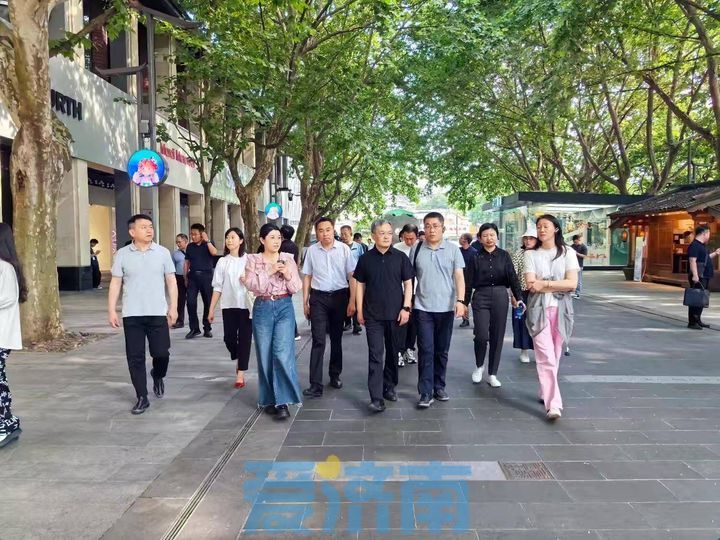 百度平台:2024新澳门正版免费资木车-厦门湖滨小学怎么样  第1张