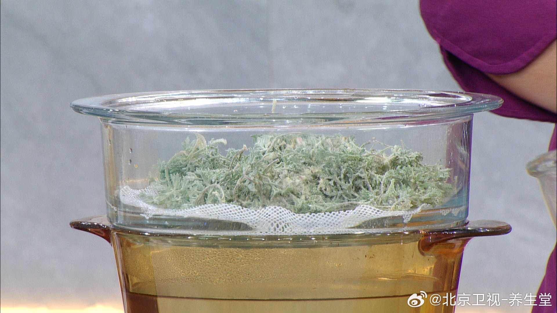 腾讯：澳门王中王100%的资料2024-艾叶泡水喝有什么功效  第2张